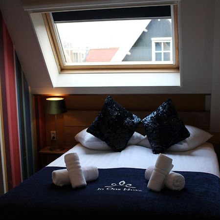 Hotel West Inn Hippolytushoef Eksteriør bilde
