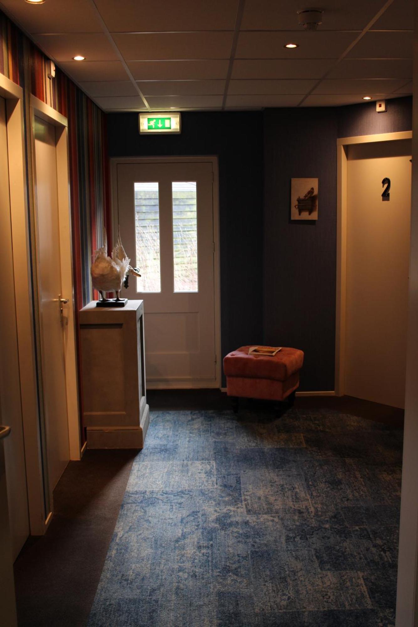 Hotel West Inn Hippolytushoef Eksteriør bilde